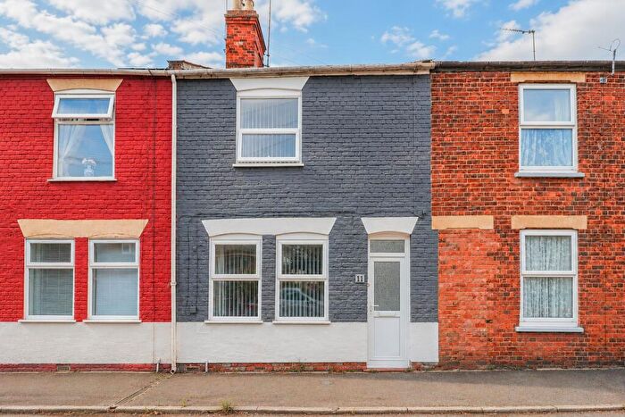 2 Bedroom Terraced House For Sale In Kings Avenue, King's Lynn, Norfolk, PE30