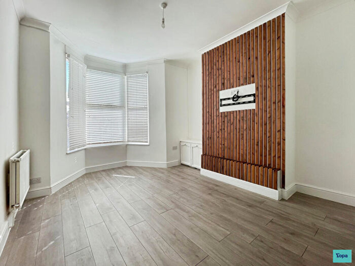 4 Bedroom Terraced House For Sale In Wellington Street, Liverpool, L19