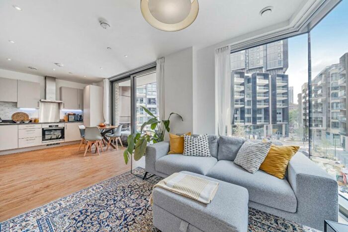 1 Bedroom Flat For Sale In Macclesfield Road, Clerkenwell, EC1V
