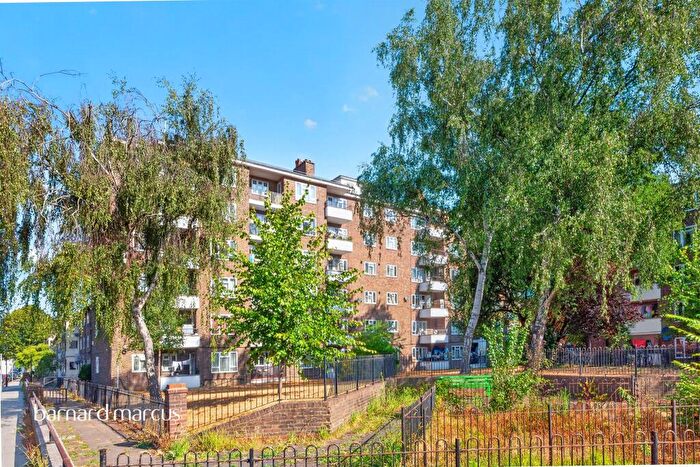 Studio For Sale In Crawford Estate, London, SE5