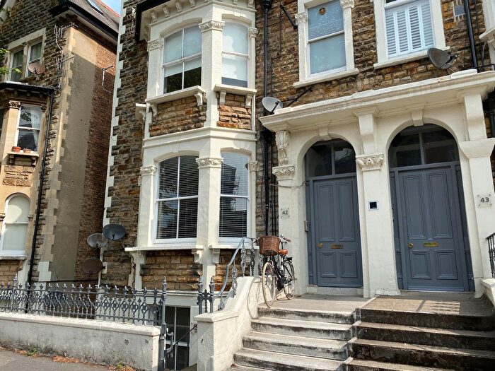 Property To Rent In Cromwell Road, Hove, BN3