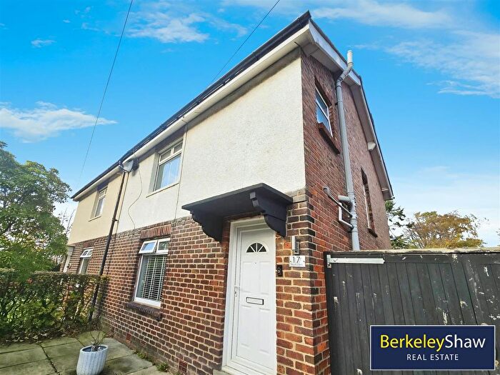 3 Bedroom Semi-Detached House To Rent In Deyes Lane, Liverpool, L31