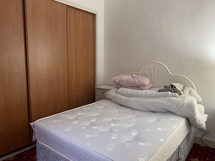 1 Bedroom Flat To Rent In /, Dalgety Road, Edinburgh, EH7