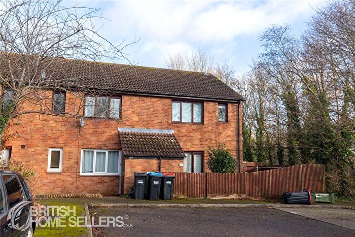 1 Bedroom Flat For Sale In Clay Hill, Two Mile Ash, Milton Keynes, Buckinghamshire, MK8