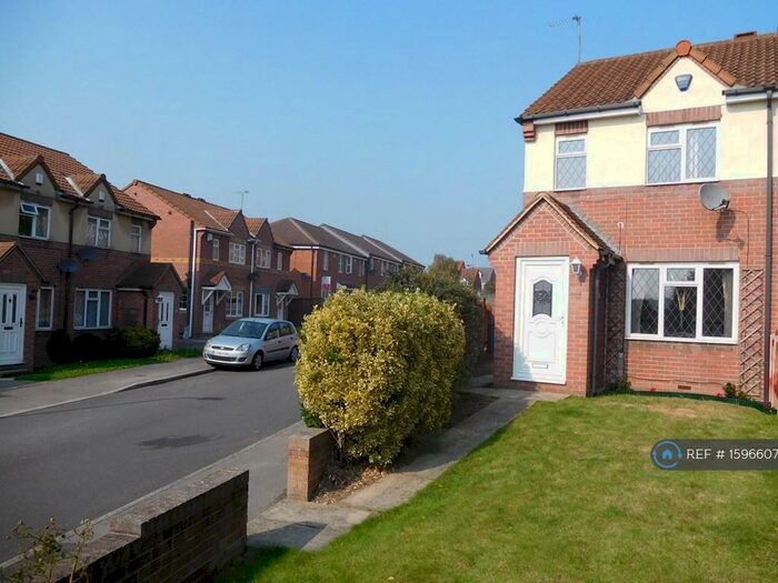 2 Bedroom Semi-Detached House To Rent In Poplar Grove, Lundwood, Barnsley, S71