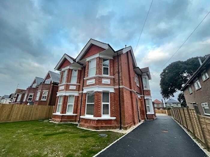 Studio To Rent In Southbourne Road, Bournemouth, BH6