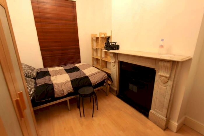2 Bedroom Apartment To Rent In Rectory Road, London, N16