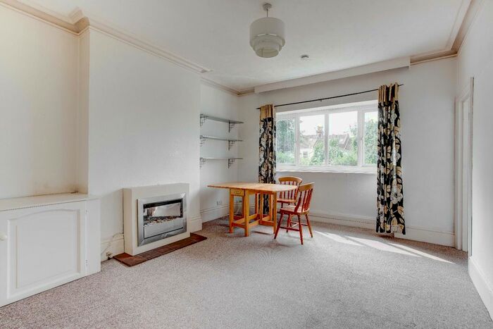 2 Bedroom Flat To Rent In Rugby Road, Brighton, BN1