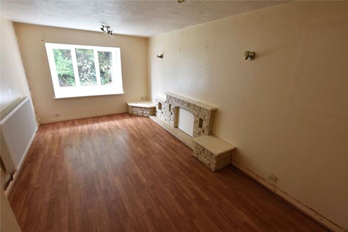2 Bedroom Bungalow For Sale In Rockingham Way, Pendas Fields, Leeds, West Yorkshire, LS15