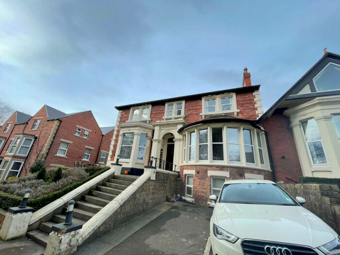 1 Bedroom Apartment To Rent In Newton Road, Leeds, LS7