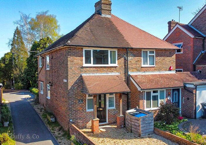 3 Bedroom Semi-Detached House For Sale In St. Johns Road, Haywards Heath, RH16