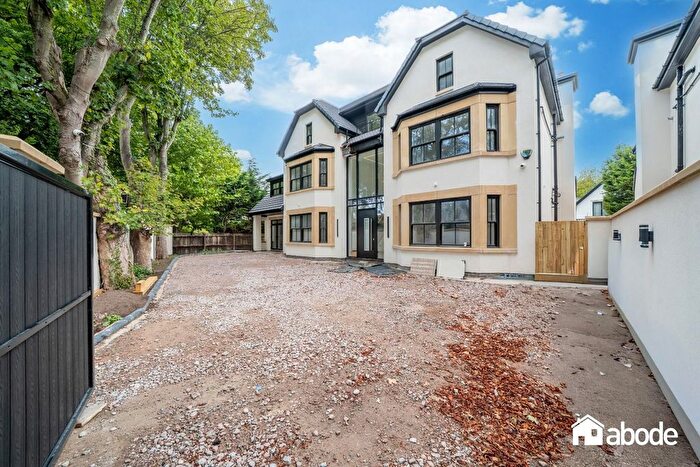 4 Bedroom Detached House For Sale In Massams Lane, Formby, Liverpool, L37