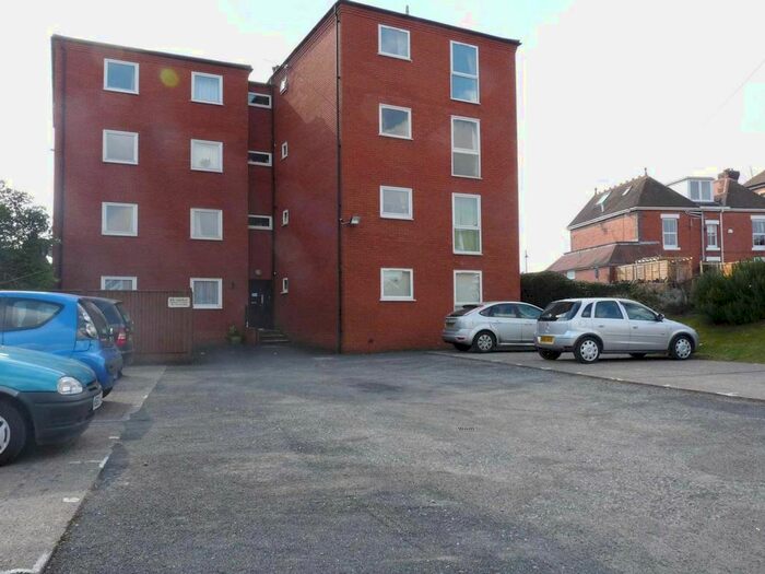 2 Bedroom Flat To Rent In Upper Chase Road, Malvern, WR14