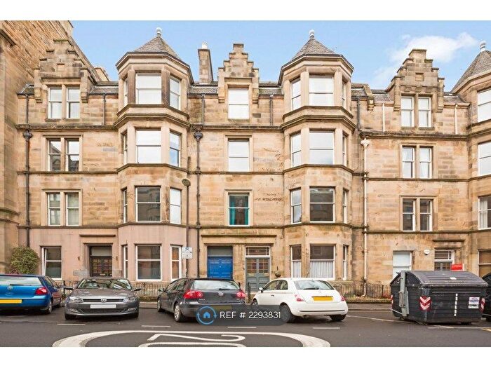 2 Bedroom Flat To Rent In Bruntsfield, Edinburgh, EH10