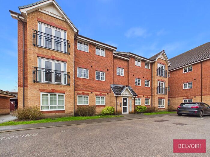 2 Bedroom Flat For Sale In Lamberton Drive, Brymbo, Wrexham, LL11