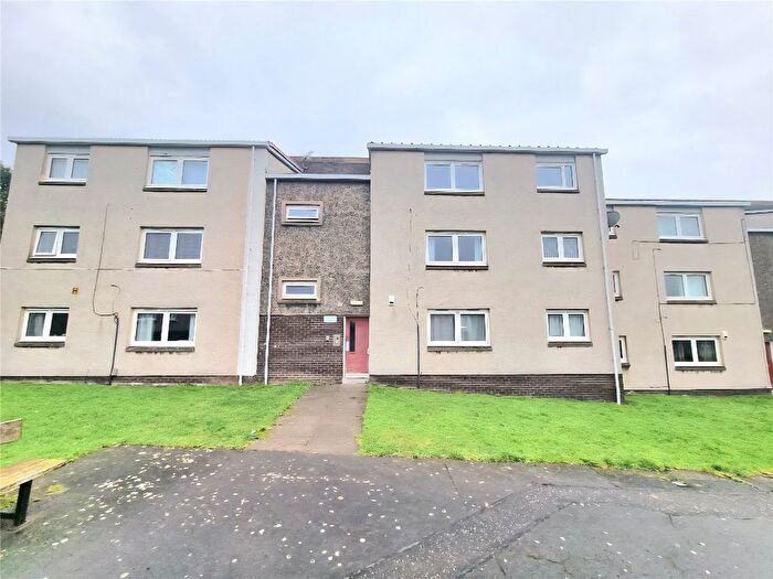 2 Bedroom Flat For Sale In Smeaton Gardens, Kirkcaldy, Fife, KY2
