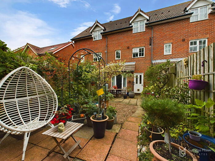 3 Bedroom Town House For Sale In Cabot Close, Eastbourne, East Sussex, BN23