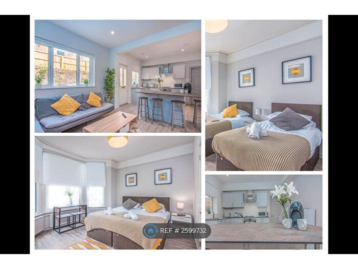 3 Bedroom Flat To Rent In Priory Road, High Wycombe, HP13