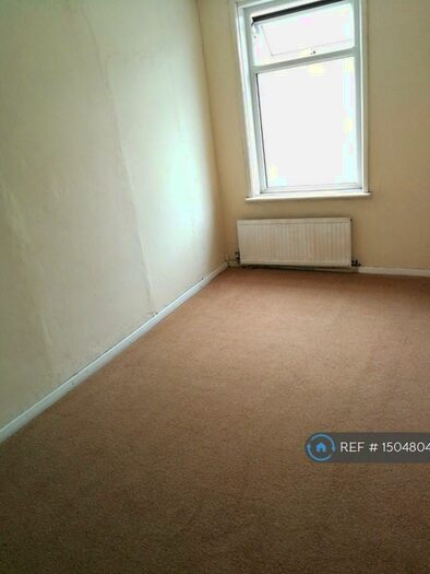 3 Bedroom Flat To Rent In Rawlinson Street, Barrow-In-Furness, LA14