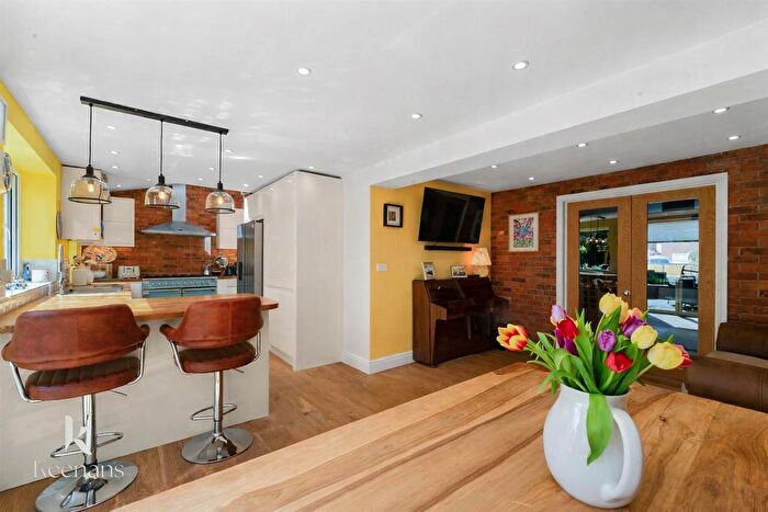 4 Bedroom Semi Detached House For Sale In Ainsworth Road, Lowercroft, Bury, BL8