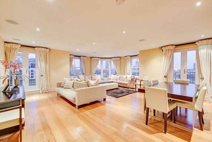 4 Bedroom Flat To Rent In Arcadian House, Imperial Crescent, SW6