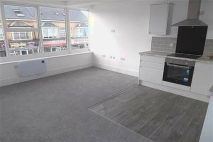 2 Bedroom Flat To Rent In Waterloo Road, Blackpool, FY4