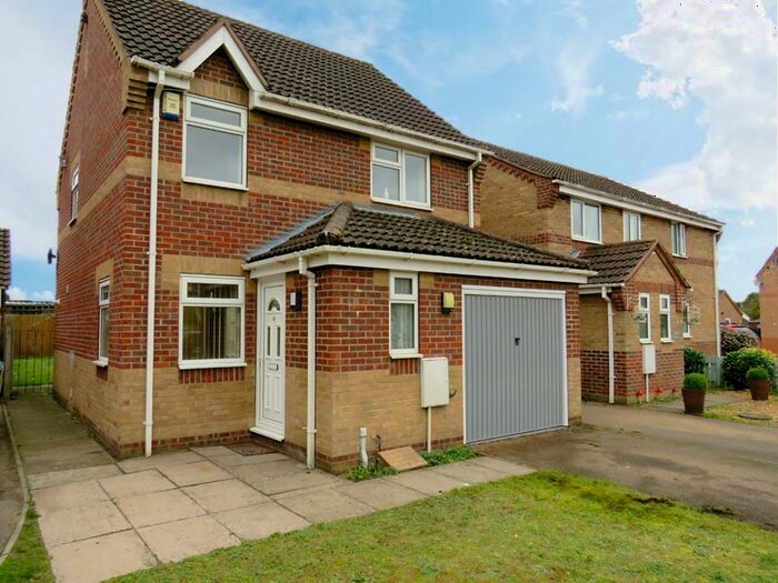 3 Bedroom Detached House To Rent In Petunia Way, Brandon, IP27