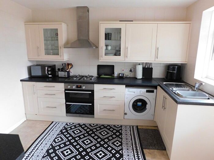 3 Bedroom Terraced House For Sale In Endfield Road, Christchurch, BH23