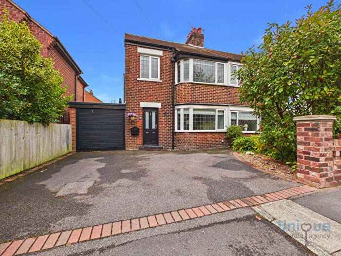3 Bedroom Semi Detached House For Sale In Ryland Avenue, Poulton-le-Fylde, FY6