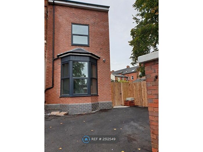 2 Bedroom Flat To Rent In Moseley, Birmingham, B13