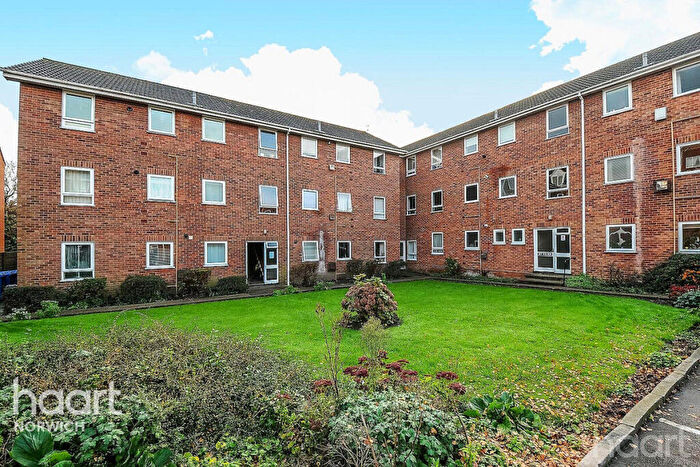 2 Bedroom Apartment To Rent In Howard Mews, Norwich, NR3