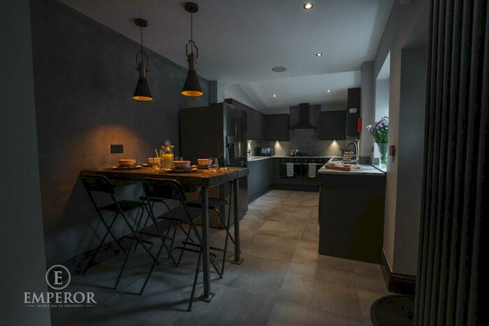 6 Bedroom House To Rent In Leopold Road, Liverpool, Kensington Fields, L7