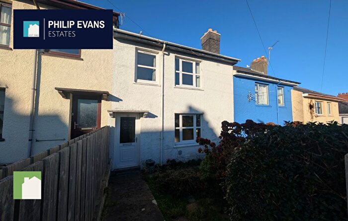 3 Bedroom Terraced House To Rent In Maesheli, Aberystwyth, SY23