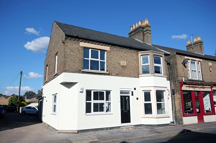 1 Bedroom Flat To Rent In East Street, St. Ives, Cambridgeshire, PE27