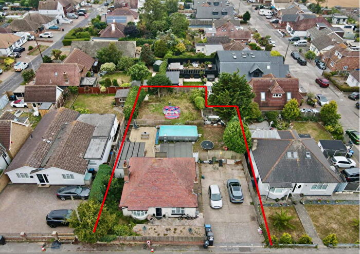 3 Bedroom Detached Bungalow For Sale In Canterbury Road West, Cliffsend, Ramsgate, CT12