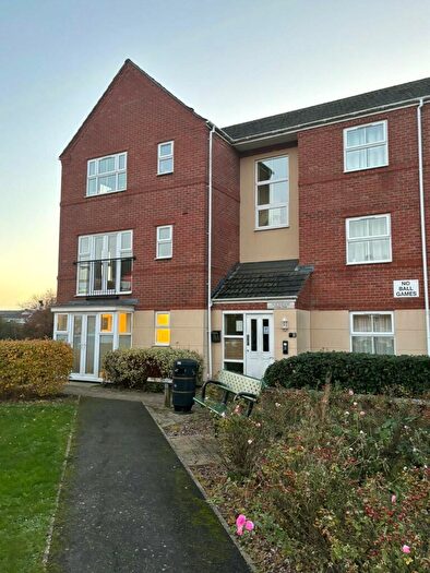 2 Bedroom Flat To Rent In Verney Road, Banbury, Oxfordshire, OX16
