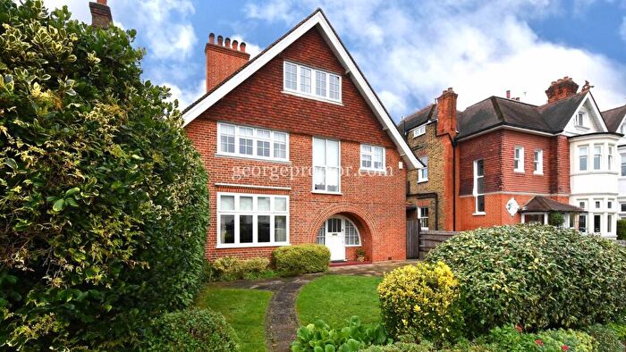 6 Bedroom Detached House For Sale In Shawfield Park, Bickley, BR1