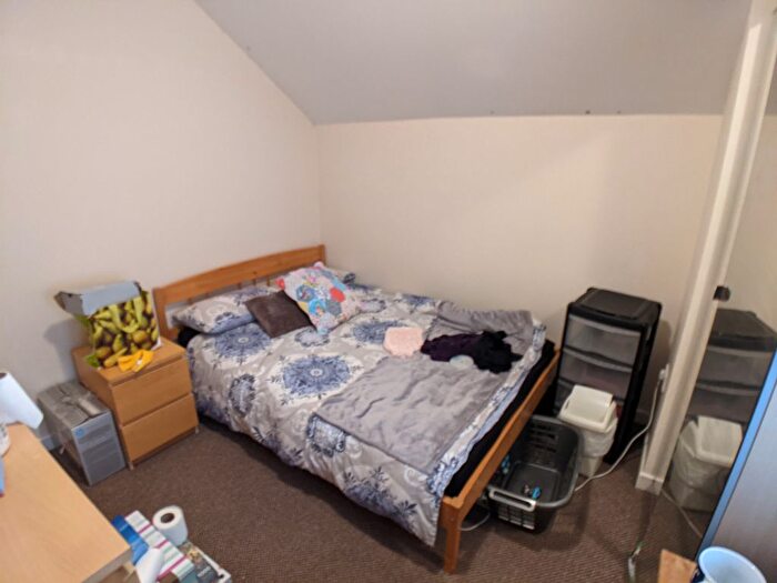 4 Bedroom Flat To Rent In Bed – Alan Road, Withington, M20