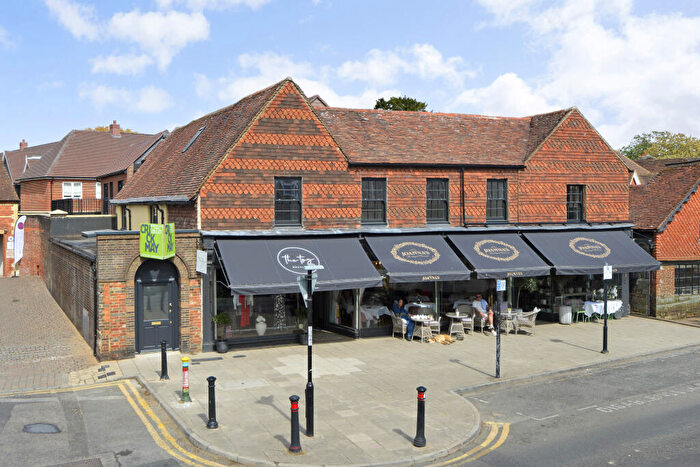1 Bedroom Flat To Rent In High Street, Cranleigh, GU6