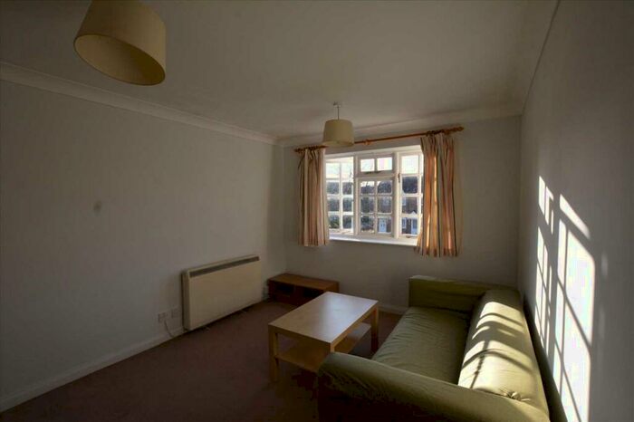1 Bedroom Apartment To Rent In Yellowhammer Court, Eagle Drive, Colindale, NW9