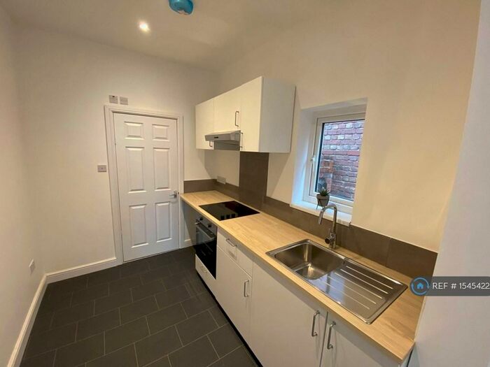 1 Bedroom Flat To Rent In Station Road, Langley Mill, Nottingham, NG16