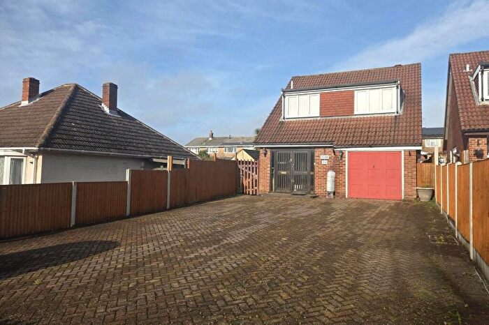 3 Bedroom Detached House For Sale In Highlands Road, Fareham, PO15