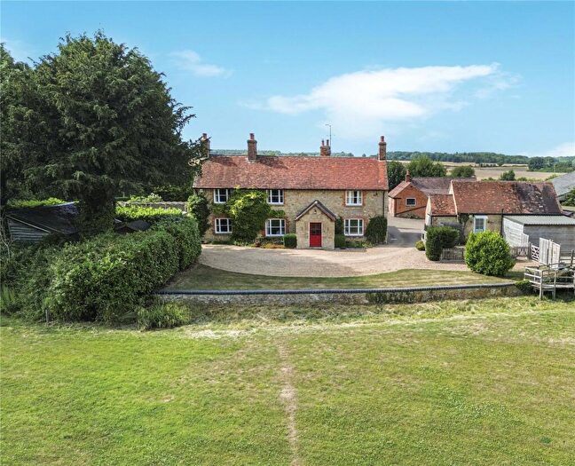 5 Bedroom Equestrian Facility For Sale In Lillingstone Dayrell, Buckingham, MK18