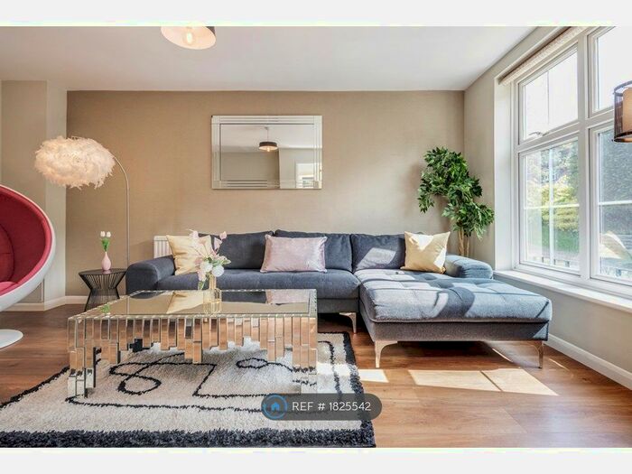 3 Bedroom Semi-Detached House To Rent In Charters Way, Sunningdale, SL5