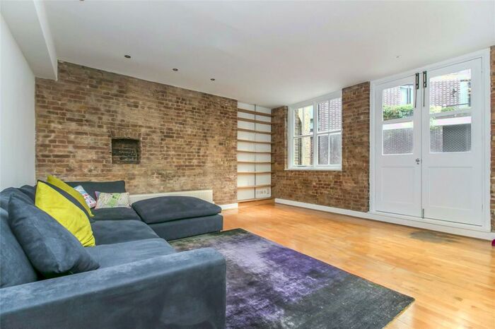 2 Bedroom Apartment To Rent In Crawford Passage, Clerkenwell, London, EC1R