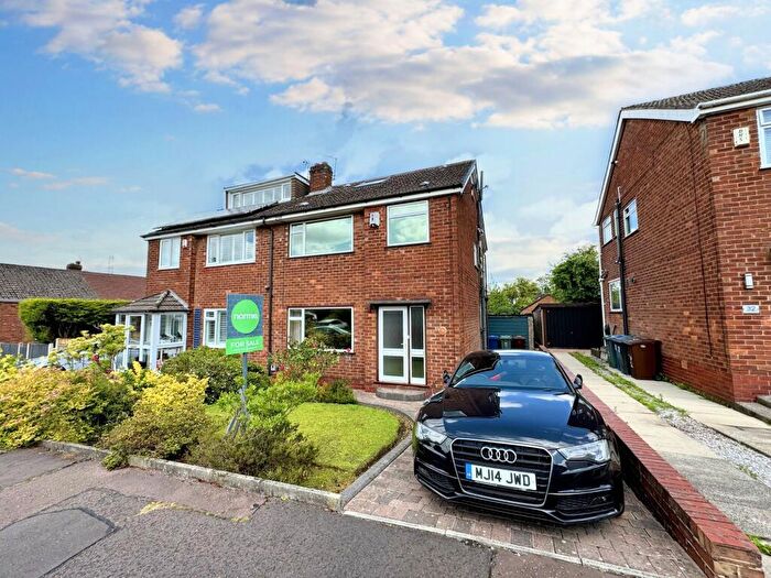 3 Bedroom Semi-Detached House For Sale In Ferndene Road, Whitefield, M45