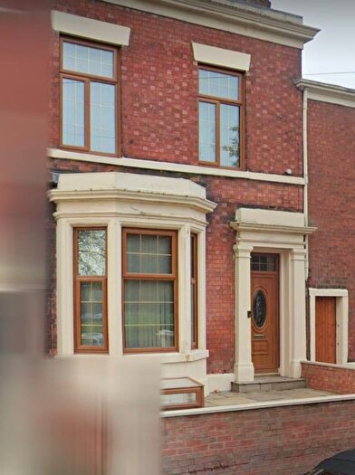 5 Bedroom Terraced House To Rent In East View, Preston, Lancashire, PR1