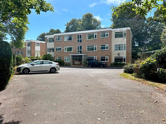 2 Bedroom Apartment For Sale In Portarlington Road, Westbourne, BH4