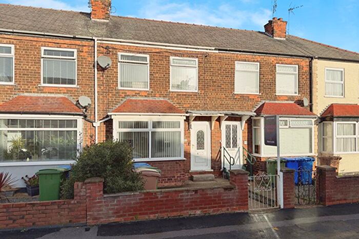 2 Bedroom Terraced House For Sale In Bedford Road, Hessle, HU13