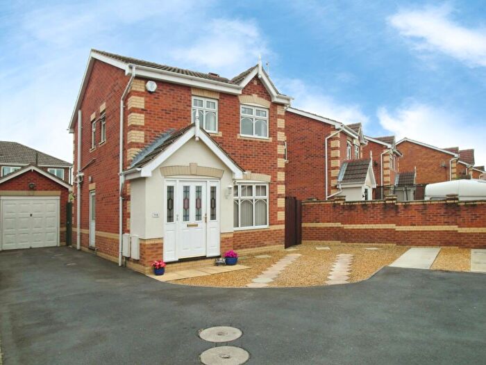 3 Bedroom Detached House To Rent In Springfield Road, Morley, LS27